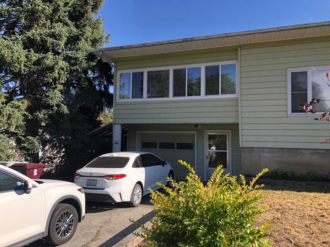 Foto principal - 147 NW Webb St