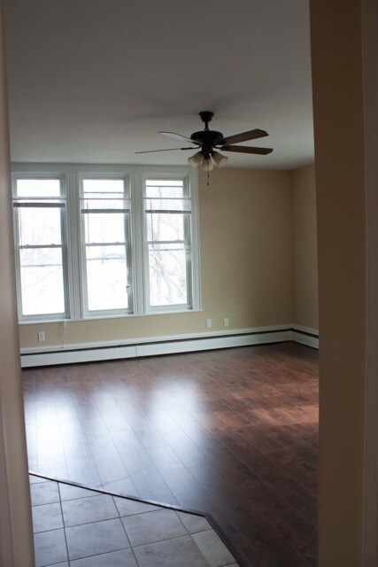 Building Photo - 2278 Traylor Ave