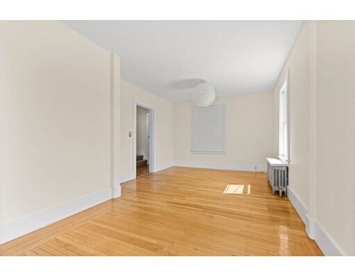 Foto del edificio - 338 Rockland St