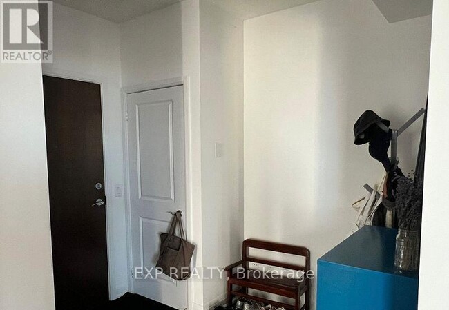 Building Photo - 9582 Markham Rd