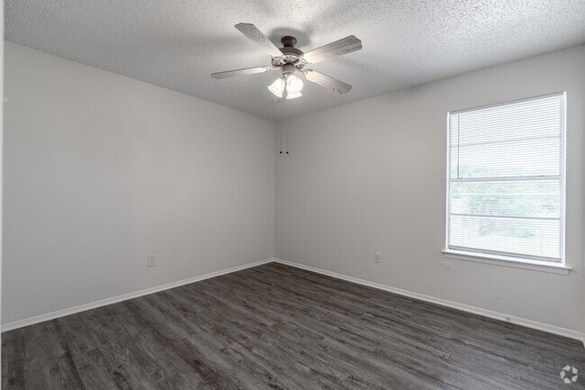 1BR, 1BA - 561SF - Bedroom - The Anderson