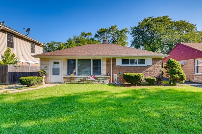 Primary Photo - 2144 Spruce Rd