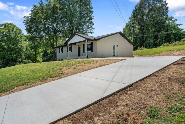 Foto del edificio - 3776 John Taylor Rd