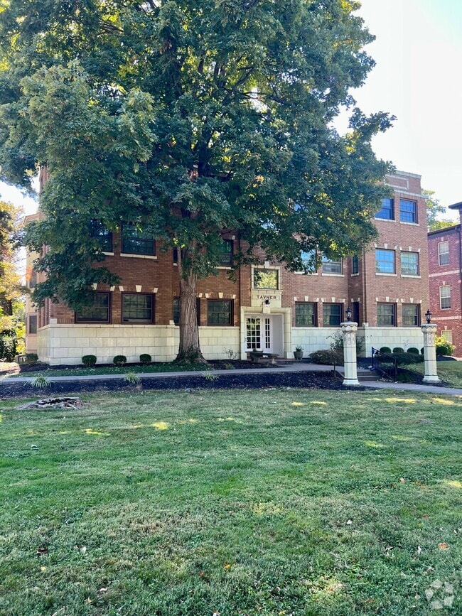 Building Photo - 2082 Douglass Blvd
