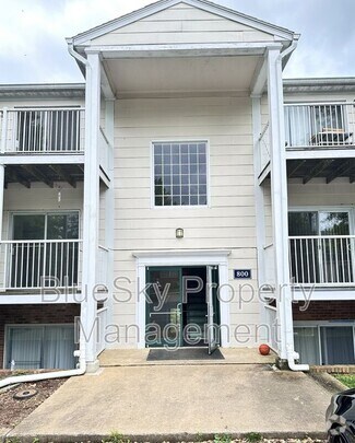 Building Photo - 800 Runnel Ct