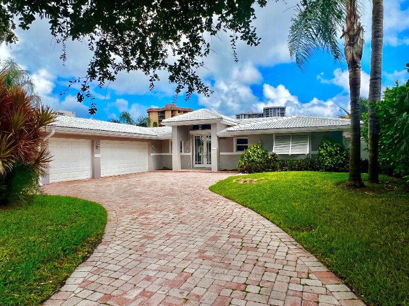 Foto principal - 720 NE 28th Ave
