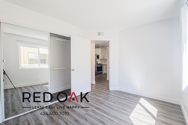Foto del edificio - 2724 Abbot Kinney Blvd