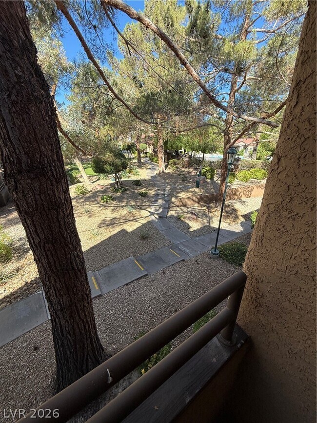 Building Photo - 2200 S Fort Apache Rd