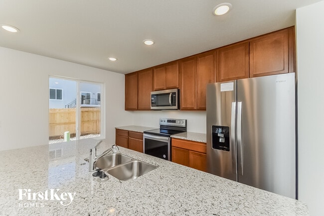 Building Photo - 10633 Luneth Dr