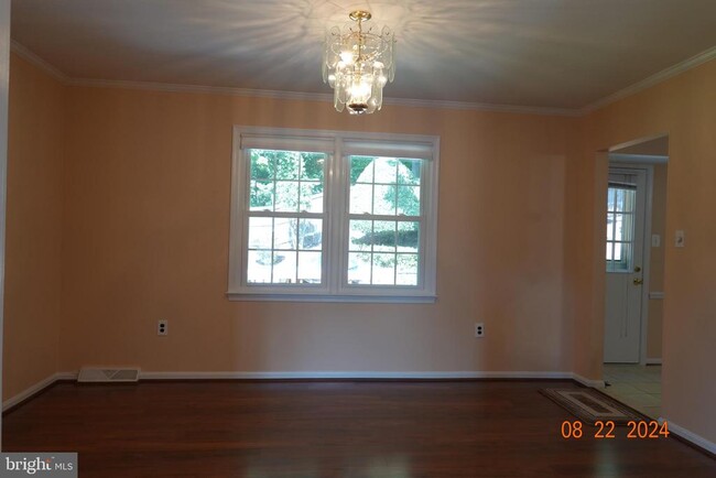 Building Photo - 4924 King Solomon Dr