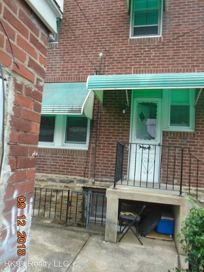 Building Photo - 3 br, 1.5 bath House - 1410 Englewood St.