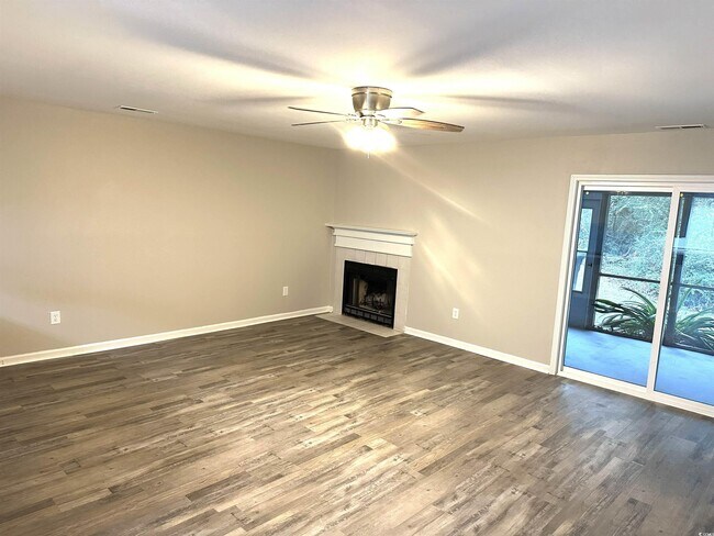 Foto del edificio - 178 Beaver Pond Loop