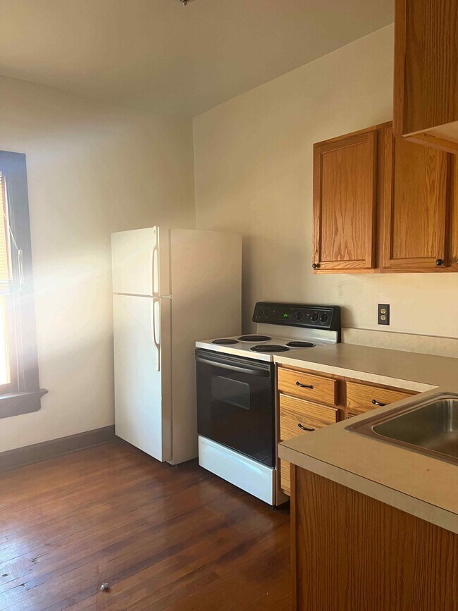 Foto del edificio - 310 S Patterson Blvd