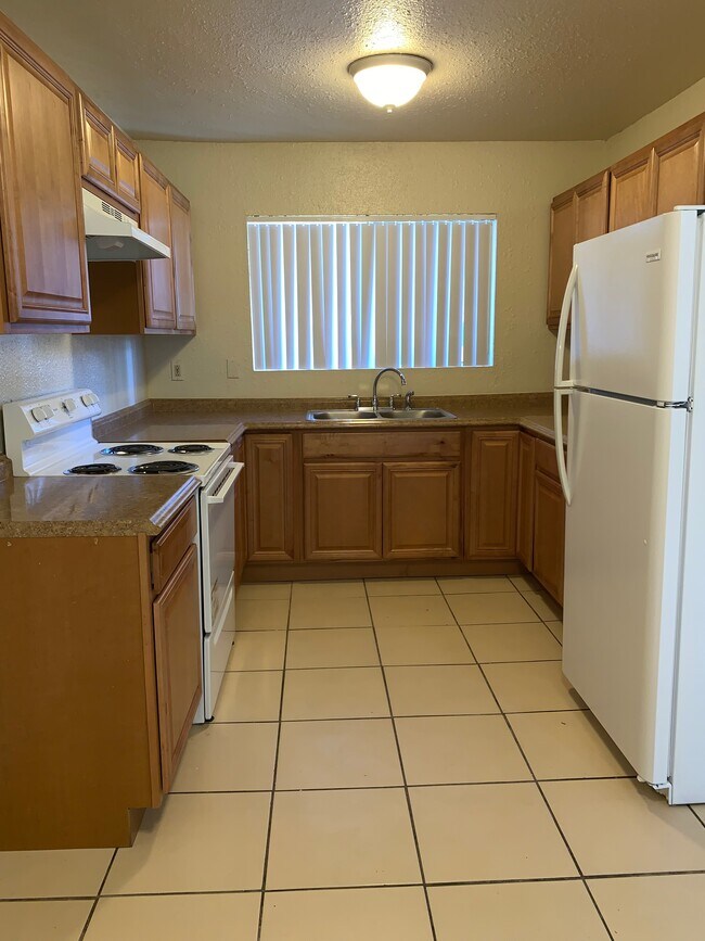 Foto del edificio - Rancho Pointe Apartments