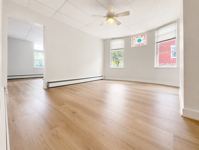 Building Photo - 61 N Linwood Ave