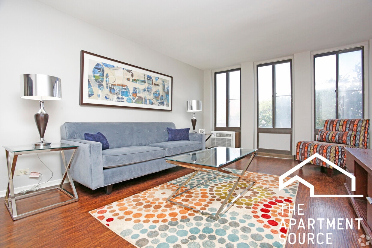 Foto principal - 7251 S South Shore Dr