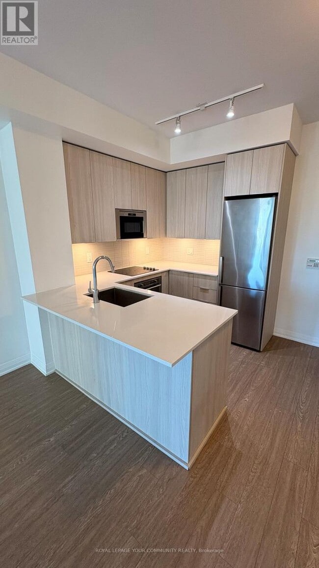 Building Photo - 99 Eagle Rock Way