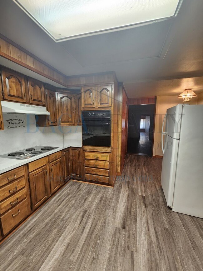 Foto del edificio - 1BR 1BA Apartment off of Main St, Purcell