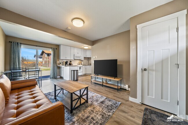 Foto del edificio - 901 E 46th Ct