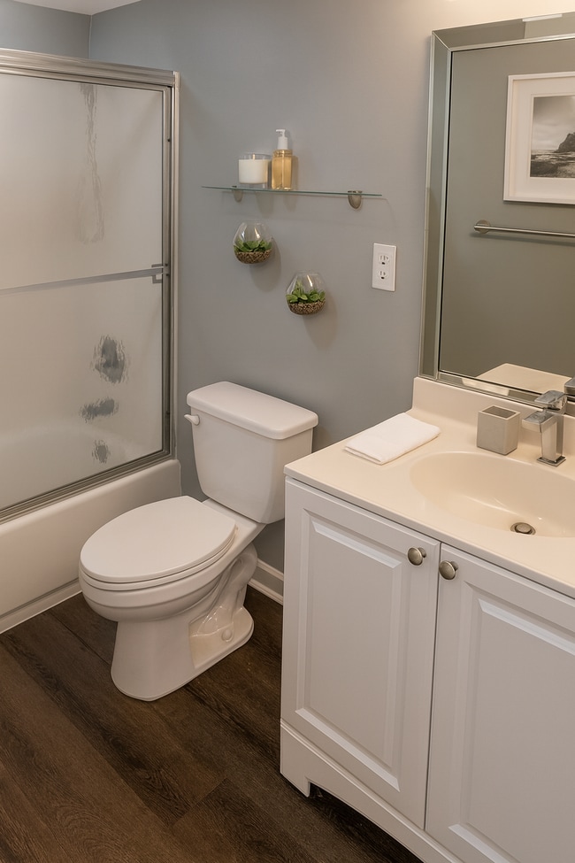 Main Bathroom - 19390 Collins Ave