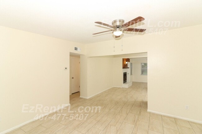 Building Photo - Your Dream Home Awaits: 3BR/2BA Gem in Lon...
