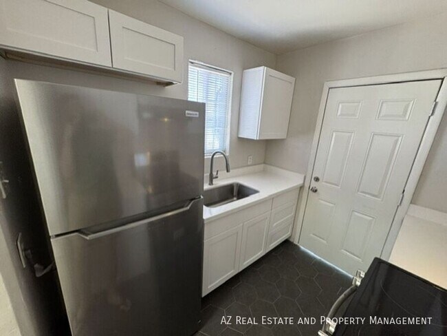 Photo - 1036 N 16th St Apartment