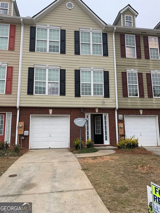 6242 Redan Overlook, Lithonia, GA 30058 Townhome Rentals in Lithonia
