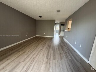 Building Photo - 15741 SW 137th Ave