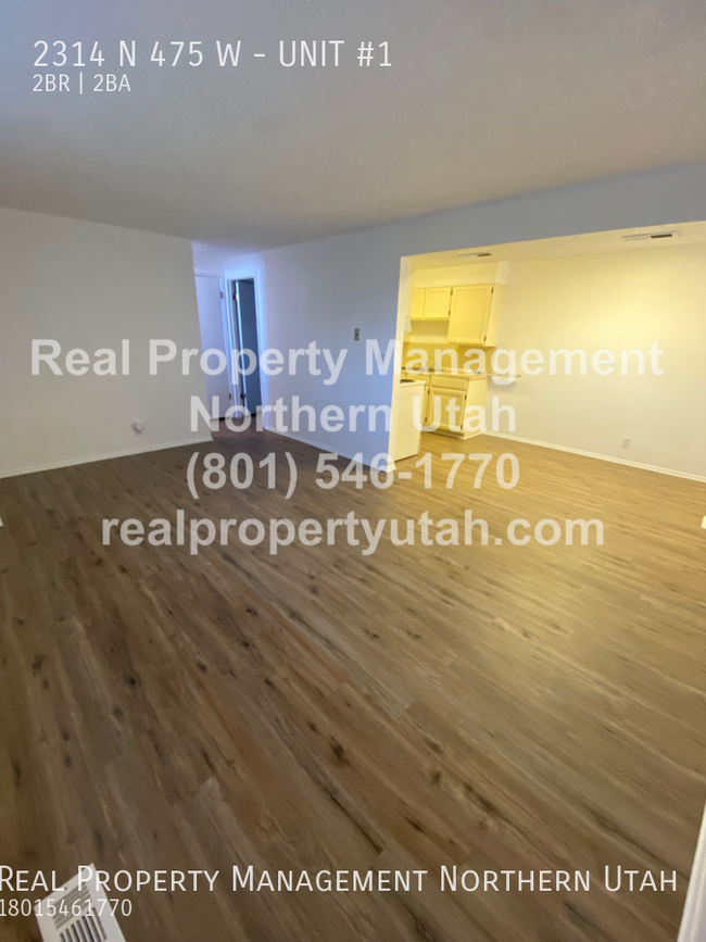 Building Photo - 2 Bedroom 1.5 Bath Sunset 4plex