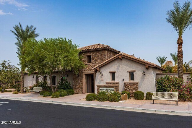 Building Photo - 287 E Canyon Way
