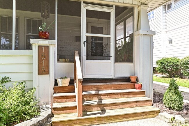 Building Photo - 1515 N 57th St