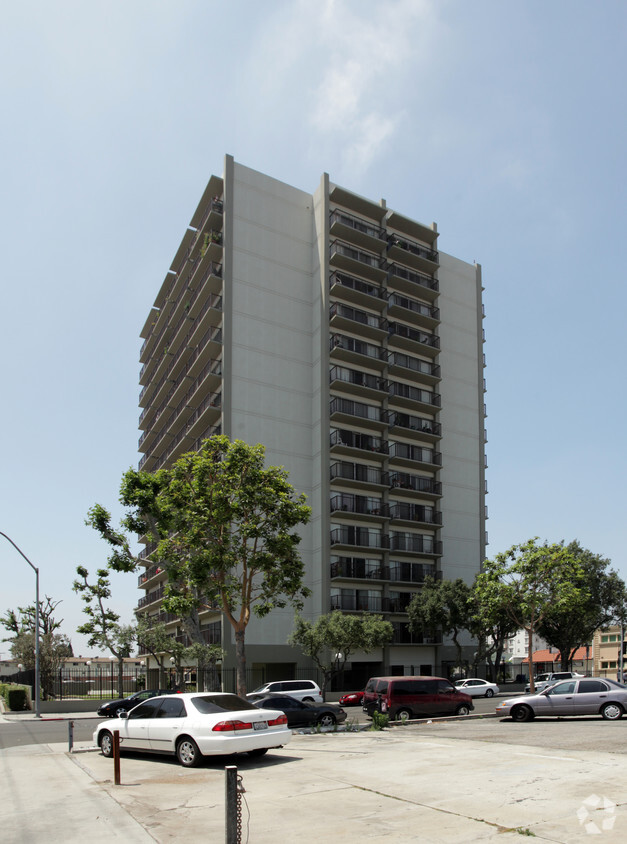 Foto del edificio - Concord Huntington Park