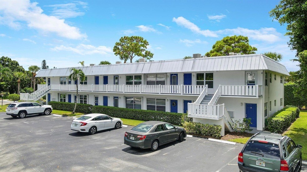 Primary Photo - 2929 SE Ocean Blvd