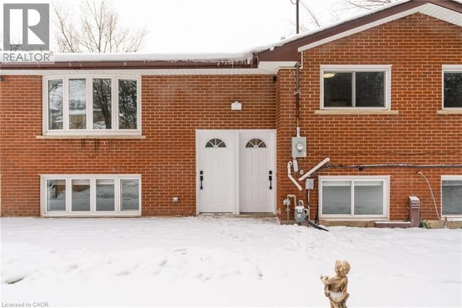 Building Photo - 245 Thaler Ave