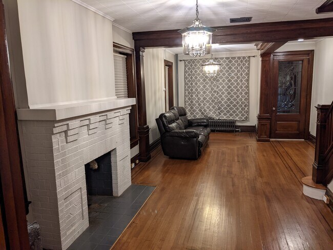 Living Room - 26 S Jefferson St