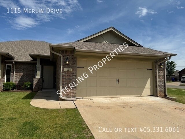 Foto principal - 1115 Merlin Dr