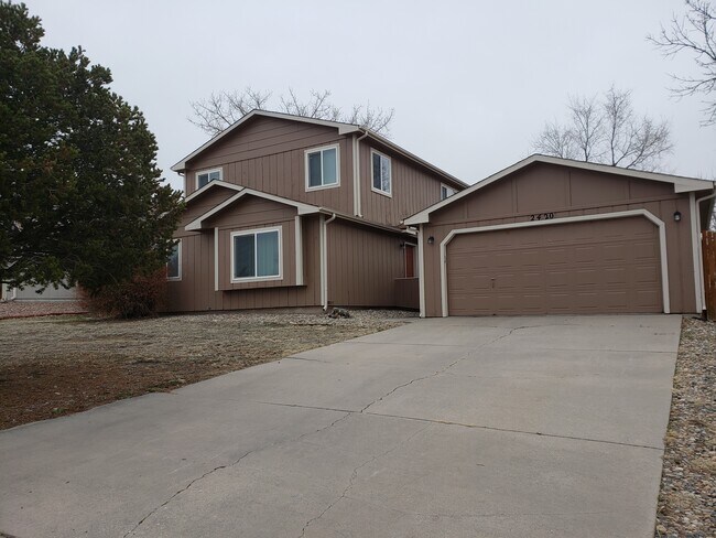 Building Photo - 2420 Piros Dr