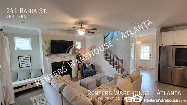 Building Photo - Experience luxury living in the heart of L...