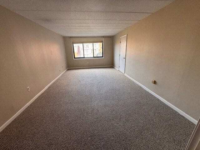 Building Photo - 85 Brainerd Rd