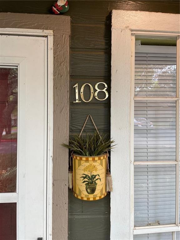 Foto del edificio - 1015 E Yager Ln