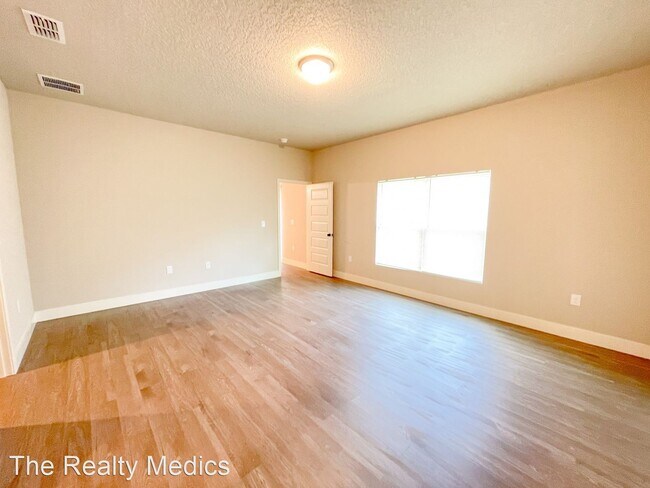 Foto del edificio - 4 br, 2 bath House - 1745 Rangoon Rd NW