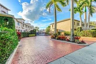Building Photo - 15750 SW 92nd Ave