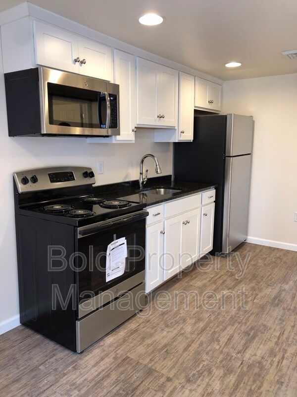 8424 Lancaster Ave Unit 6, Bethel, PA 19507 Condo for Rent in Bethel