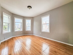 Building Photo - 117 Townsend St