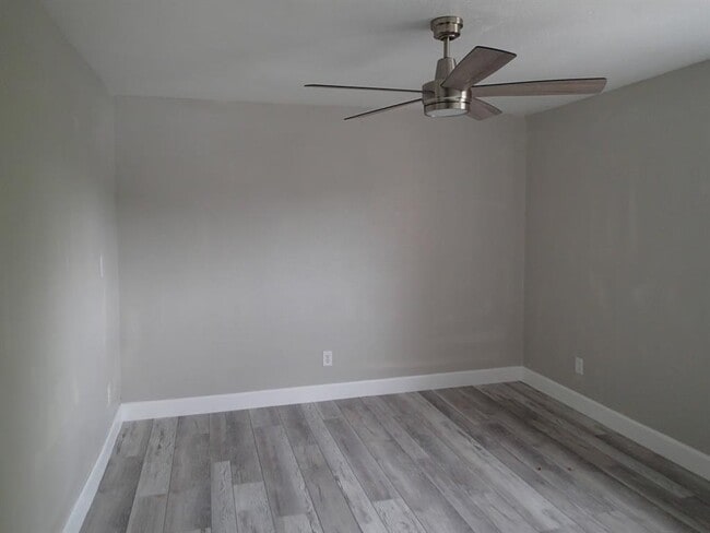 Building Photo - 11411 Harwin Dr.