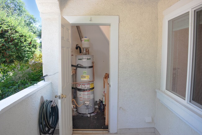 Photo - 12 Andarrios Apartment