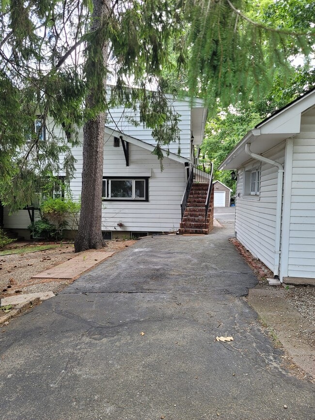 77 Broadway, Park Ridge, NJ 07656 Apartments in Park Ridge, NJ