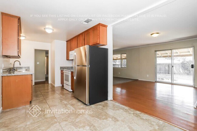 Foto del edificio - 7740 Aptos Cir