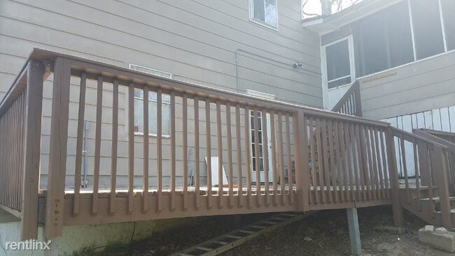 Building Photo - 3 br, 1.5 bath House - 112 Donna Ln