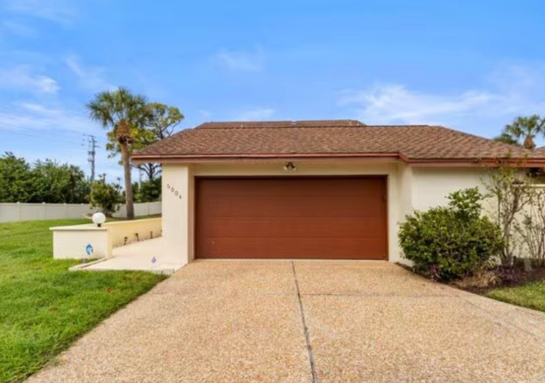 Foto principal - 6004 Courtside Dr